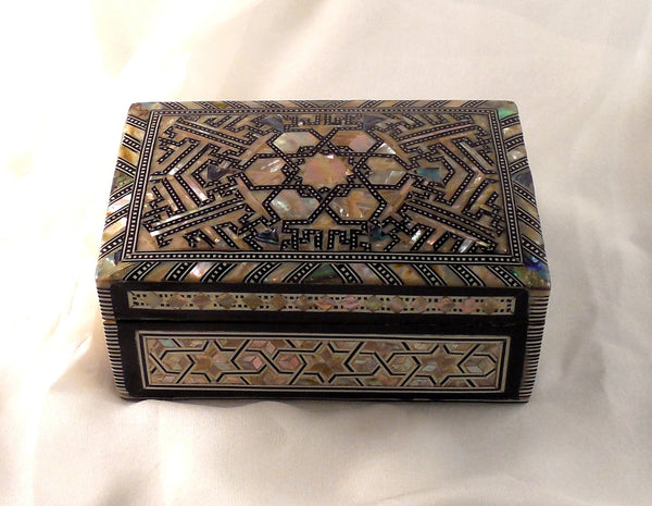 Arabian Nights | Handmade Egyptian Mother of Pearl Jewelry Box